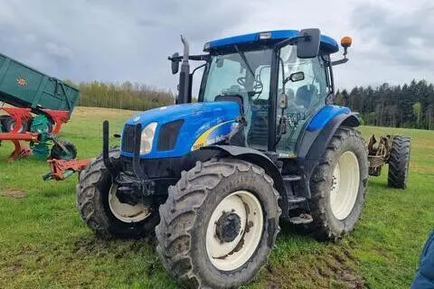 New Holland T6060, 104 kW