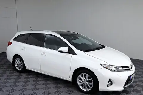 Toyota Auris, 2014, 1.6, 131 kW, бензин+lpg, автомат, передний привод