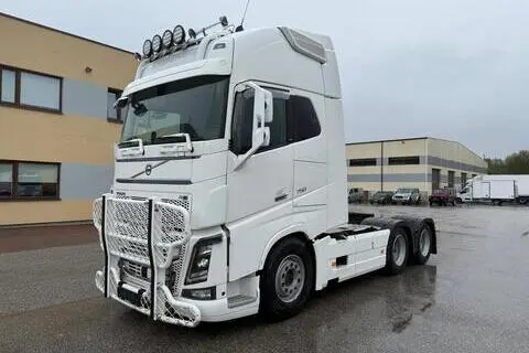 Volvo FH750 6X4 + RETARDER + HYDRAULICS, 2021, 552 kW, diesel, automatic