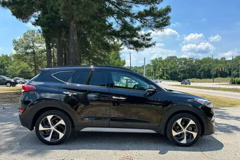 Hyundai Tucson, 0.3, 3000 kW, petrol, automatic, four-wheel drive