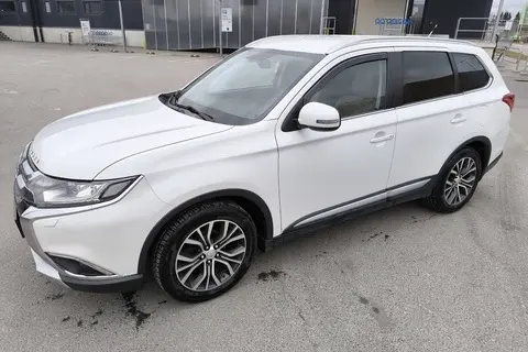 Mitsubishi Outlander, 2015, 2.3, 110 kW, diesel, automatic, four-wheel drive
