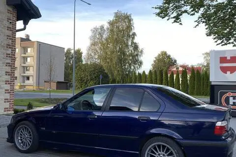 BMW 316, 75 kW, bensiin, manuaal, tagavedu