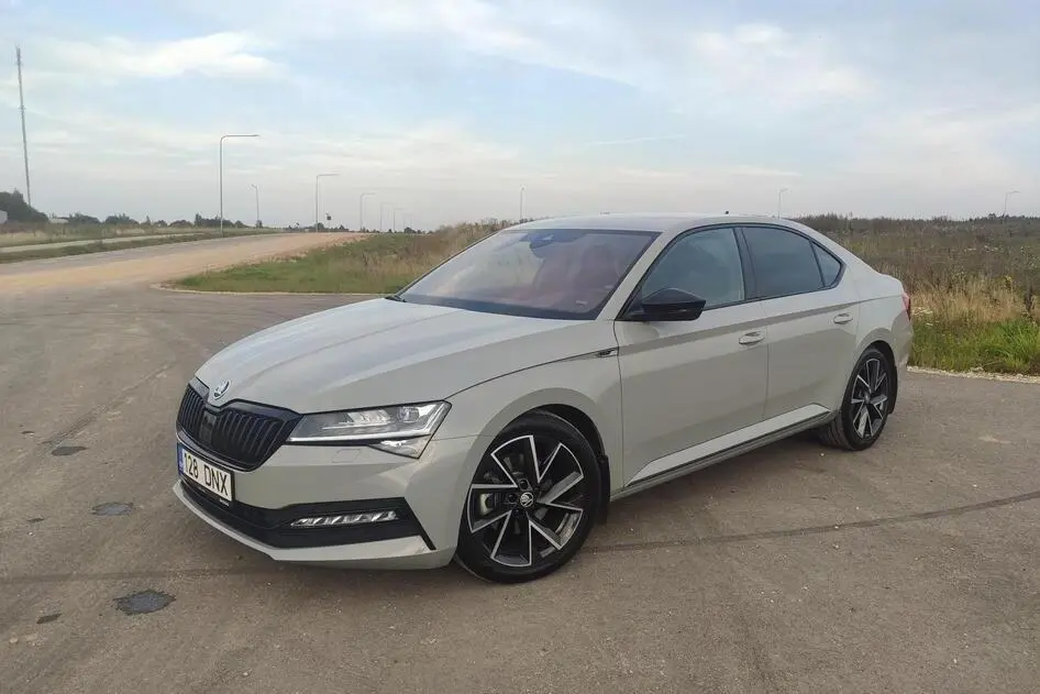 Škoda Superb, 2.0, 140 kW, bensiin, automaat, esivedu