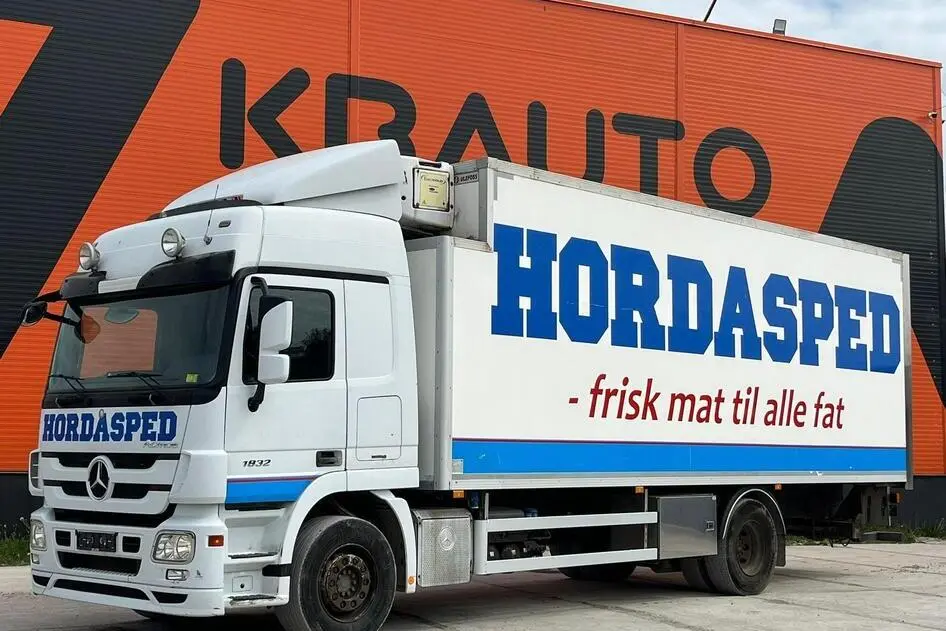 Mercedes-Benz Actros, 235 kW, diesel, automatic