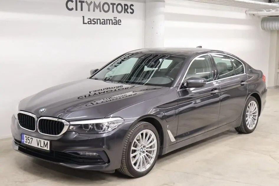 BMW 530, 2.0, 135 kW, pistikhübriid, automaat, tagavedu