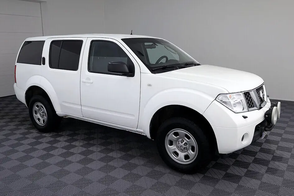 Nissan Pathfinder, 2.5, 171 kW, diisel, manuaal, nelikvedu