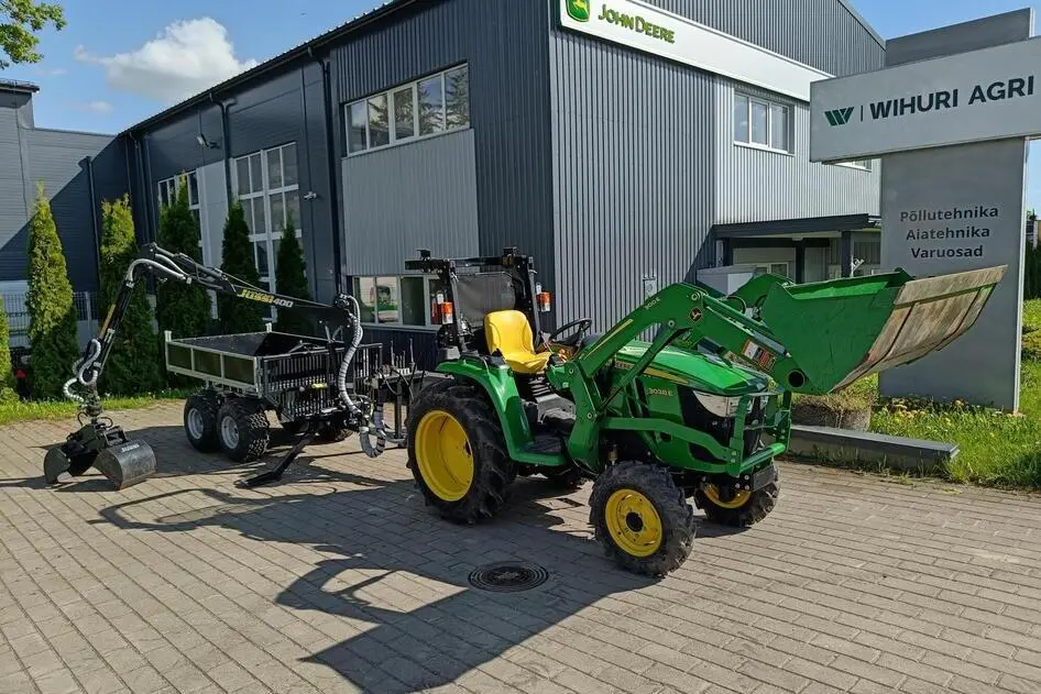 John Deere 3038E, 27.4 kW, diisel, automaat