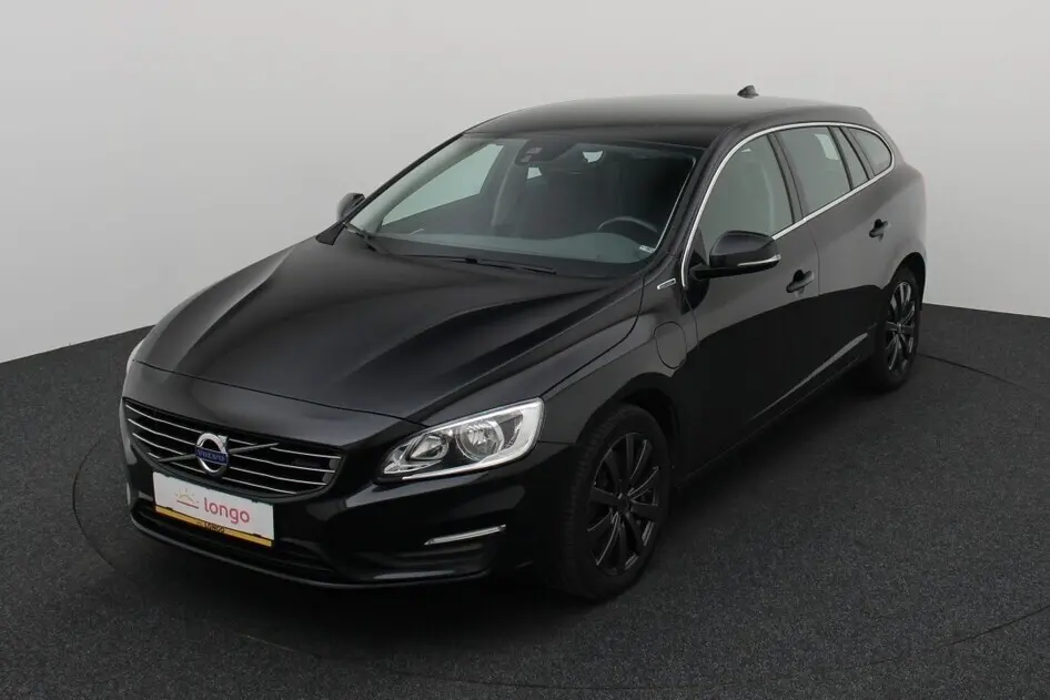 Volvo V60, 2.4, 158 kW, plug-in hybrid, automatic, four-wheel drive