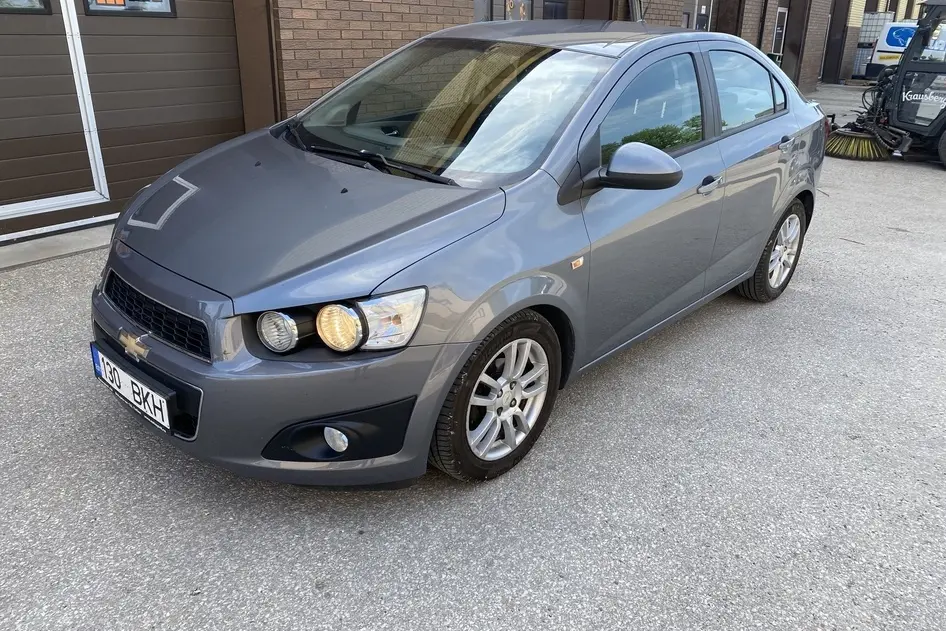 Chevrolet Aveo, 1.4, 74 kW, petrol, manual, front-wheel drive