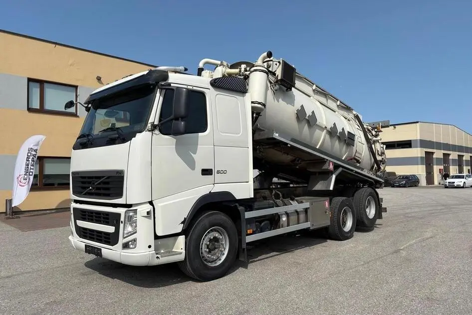 Volvo FH500 6x2, 375 kW, diesel, automatic