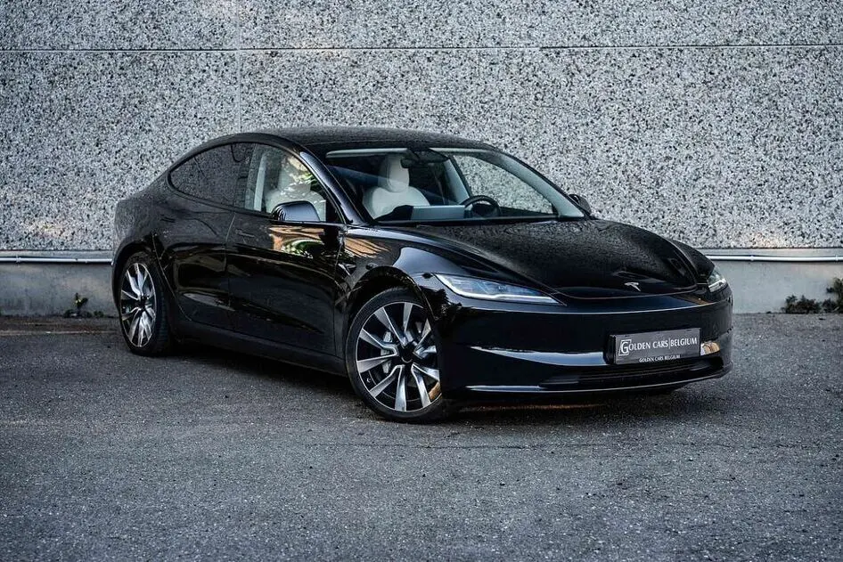 Tesla Model 3, 366 kW, elekter, automaat, nelikvedu