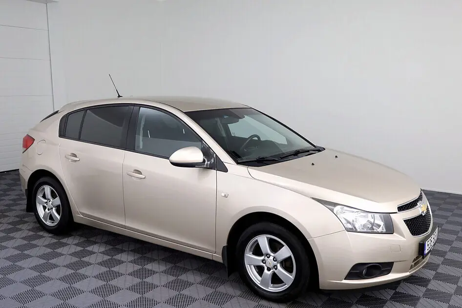 Chevrolet Cruze, 1.6, 123 kW, бензин, механическая, передний привод