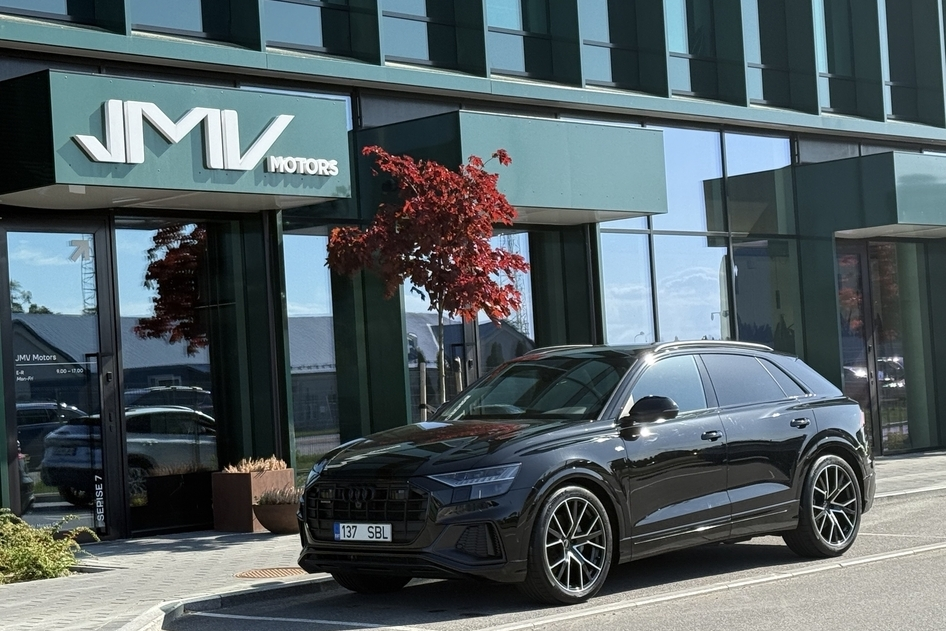 Audi Q8, 3.0, 210 kW, гибрид, автомат, полный привод