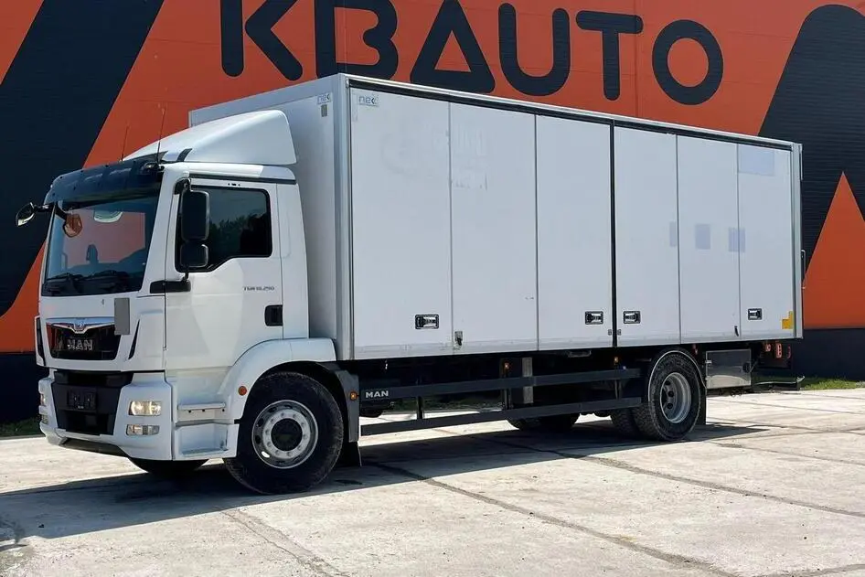 MAN TGM 18.290 4x2, 213 kW, дизель, автомат