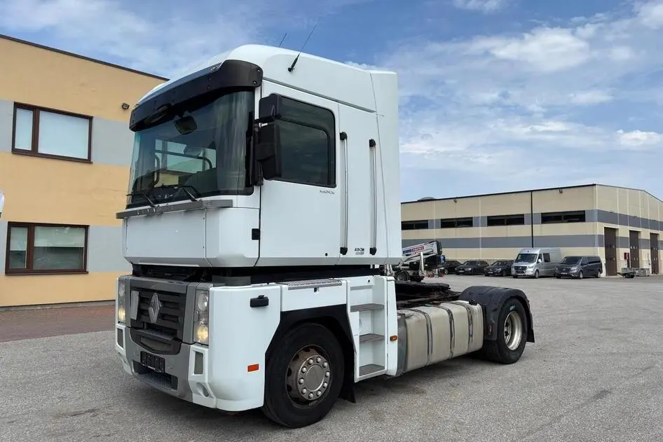 Renault MAGNUM 480, 12.8, 360 kW, diesel, manual, rear-wheel drive