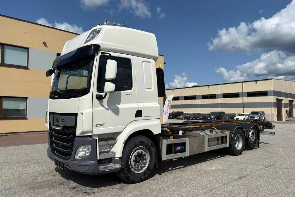 DAF CF 530, 390 kW, diesel, automatic