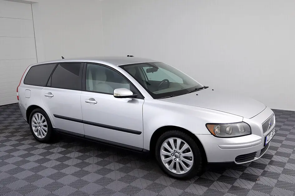 Volvo V50, 2.0, 100 kW, diesel, manual, front-wheel drive