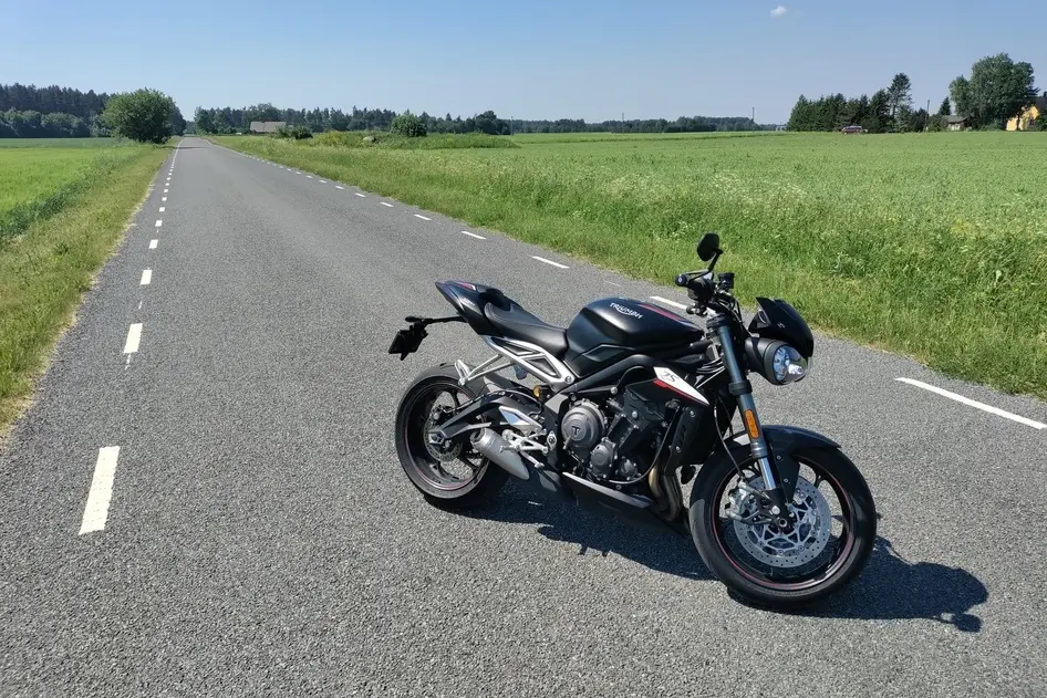 Triumph STREET TRIPLE RS, 0.8, 90.4 kW, petrol, manual, rear-wheel drive