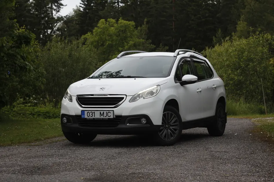 Peugeot 2008, 1.2, 60 kW, petrol, manual, front-wheel drive