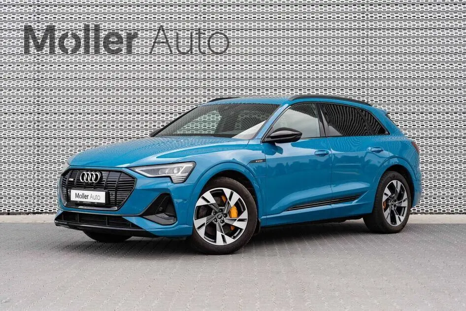Audi e-tron, 300 kW, electric, automatic, four-wheel drive