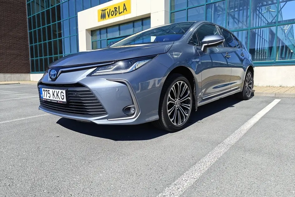 Toyota Corolla, 1.8, 72 kW, hübriid, automaat, esivedu