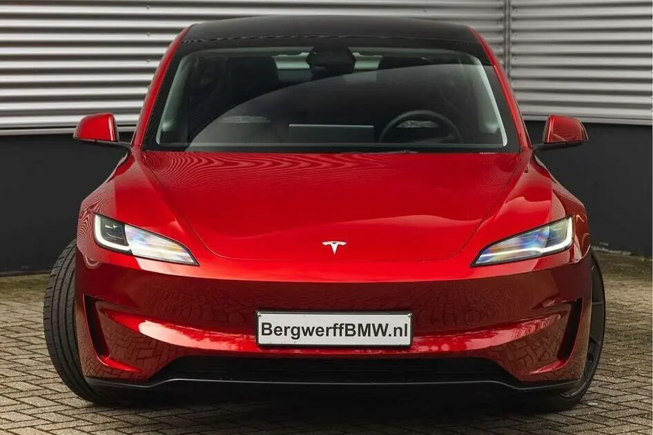 Tesla Model 3, 461 kW, elekter, automaat, nelikvedu