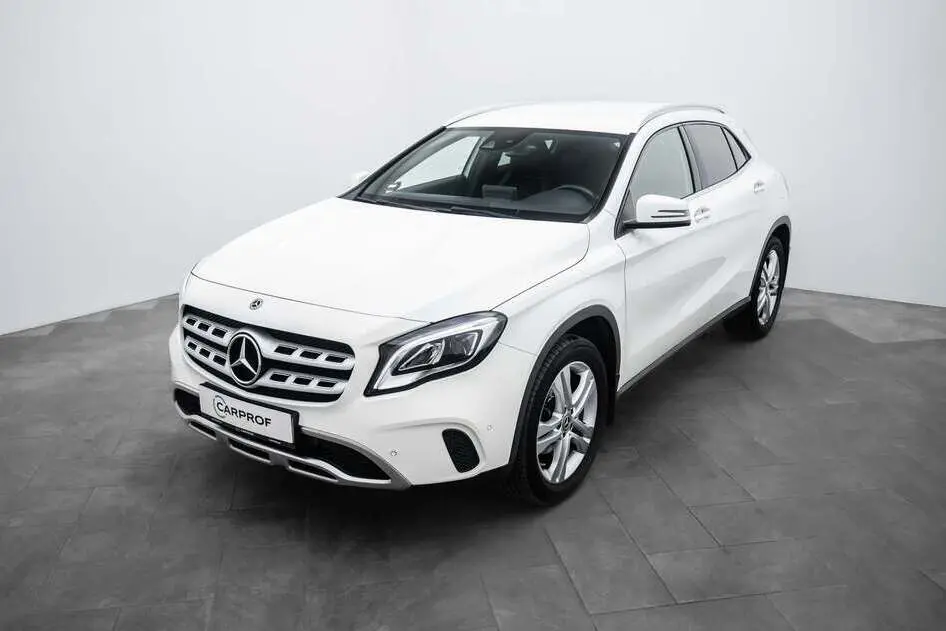 Mercedes-Benz GLA 180, 1.6, 90 kW, petrol, automatic, front-wheel drive