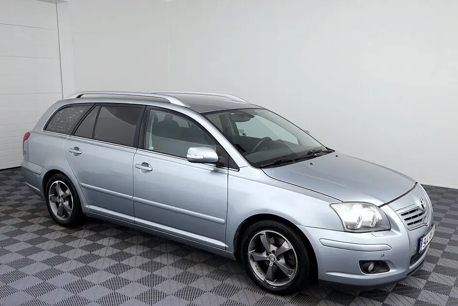 Toyota Avensis, 2.0, 108 kW, petrol, automatic, front-wheel drive