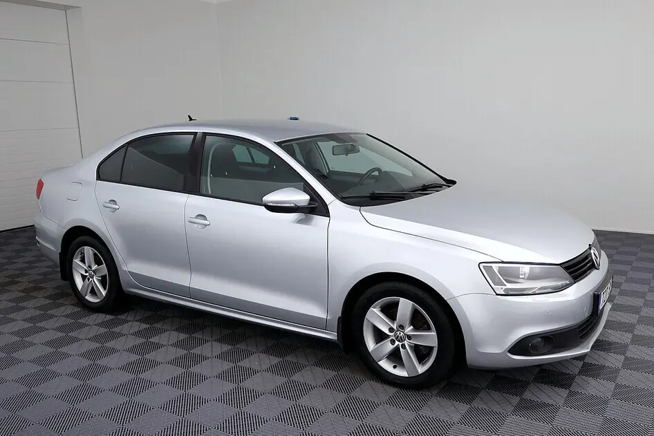 Volkswagen Jetta, 1.4, 122 kW, petrol, manual, front-wheel drive
