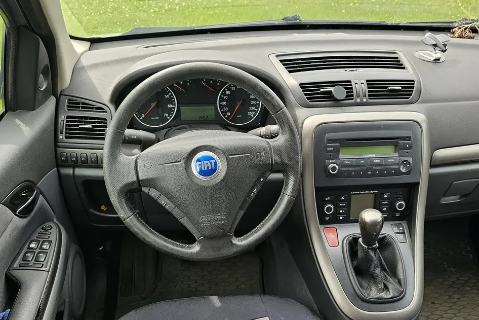 Fiat Croma, 2.2, 108 kW, bensiin, manuaal, esivedu