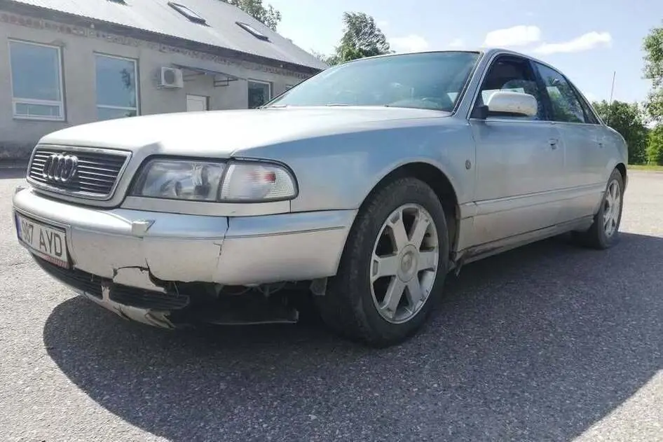 Audi A8, 4.2, 220 kW, bensiin, automaat, nelikvedu