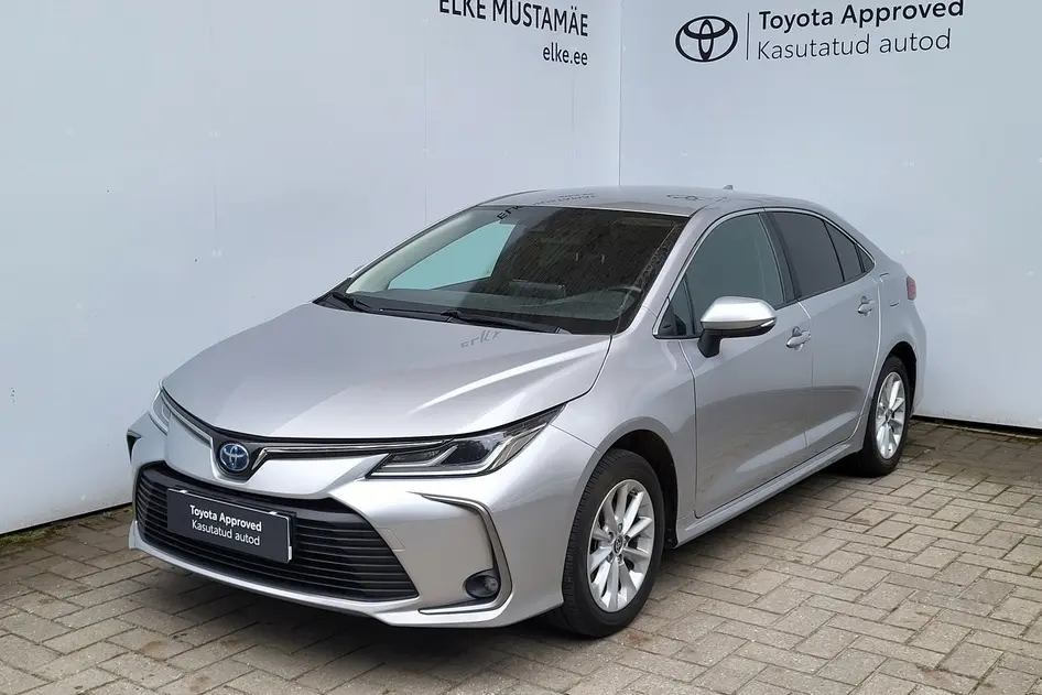 Toyota Corolla, 1.8, 72 kW, hybrid, automatic, front-wheel drive