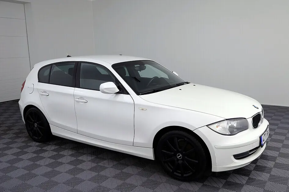 BMW 116, 2.0, 122 kW, bensiin, manuaal, tagavedu