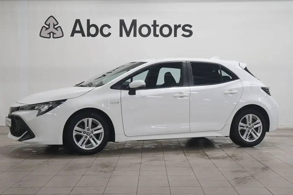 Toyota Corolla, 1.8, 72 kW, hybrid, automatic, front-wheel drive