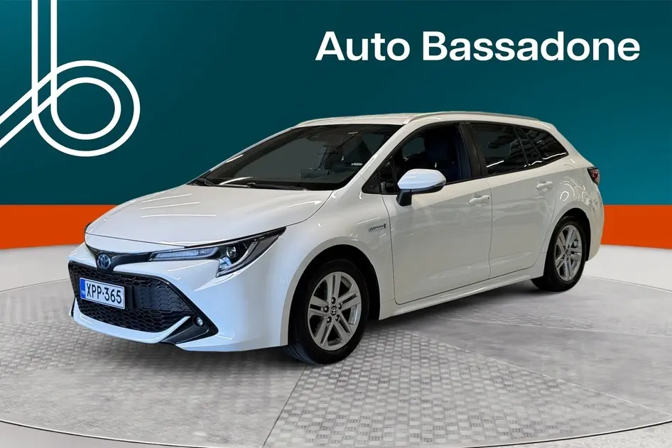 Toyota Corolla, 1.8, 90 kW, hybrid, automatic, front-wheel drive