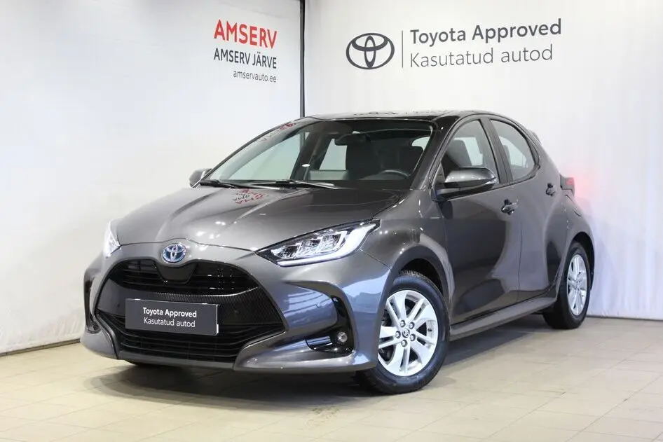 Toyota Yaris, 1.5, 68 kW, hybrid, automatic, front-wheel drive
