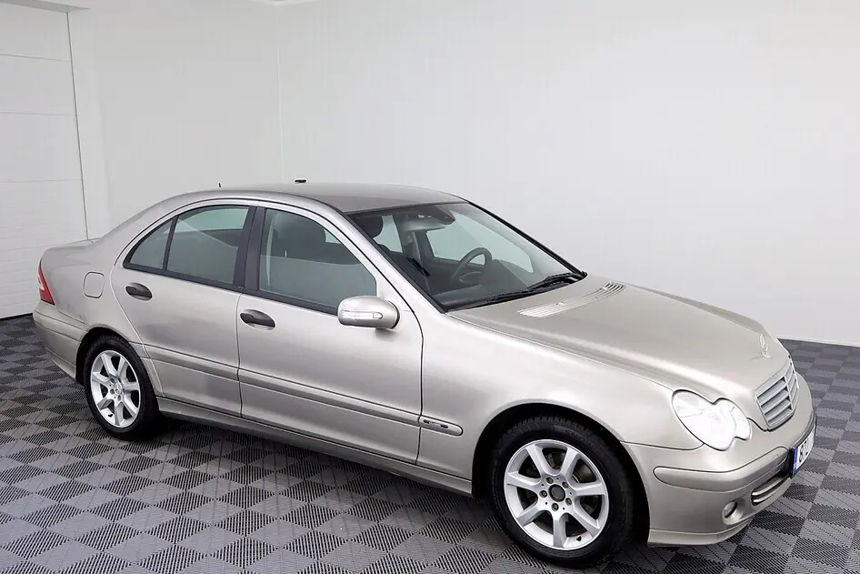 Mercedes-Benz C 180, 1.8, 105 kW, bensiin, automaat, tagavedu