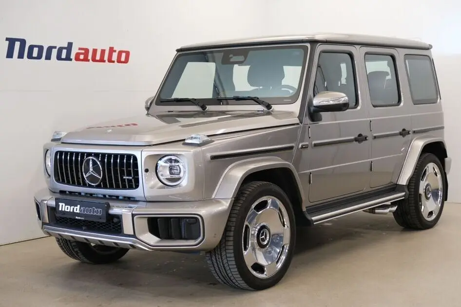 Mercedes-Benz G 63 AMG, 4.0, 430 kW, petrol, automatic, four-wheel drive