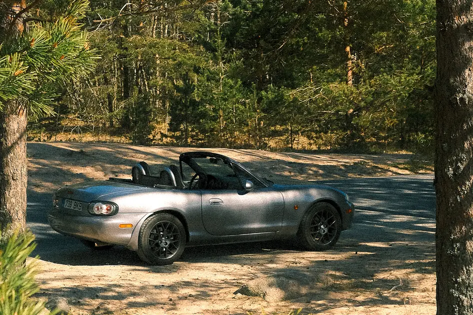Mazda MX-5, 1.6, 81 kW, bensiin, manuaal, tagavedu