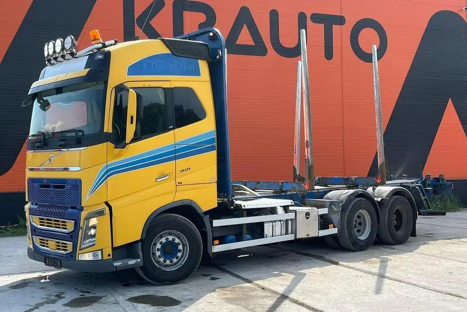 Volvo FH 16 750 6x4, 552 kW, diesel, automatic