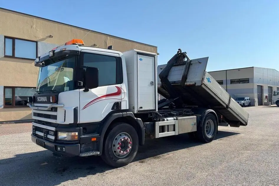 Scania P94 220, 162 kW, дизель, механическая