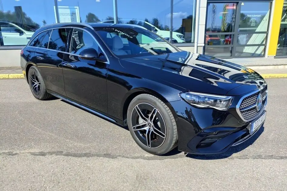 Mercedes-Benz E 300, 2.0, 230 kW, подключаемый гибрид, автомат, задний привод