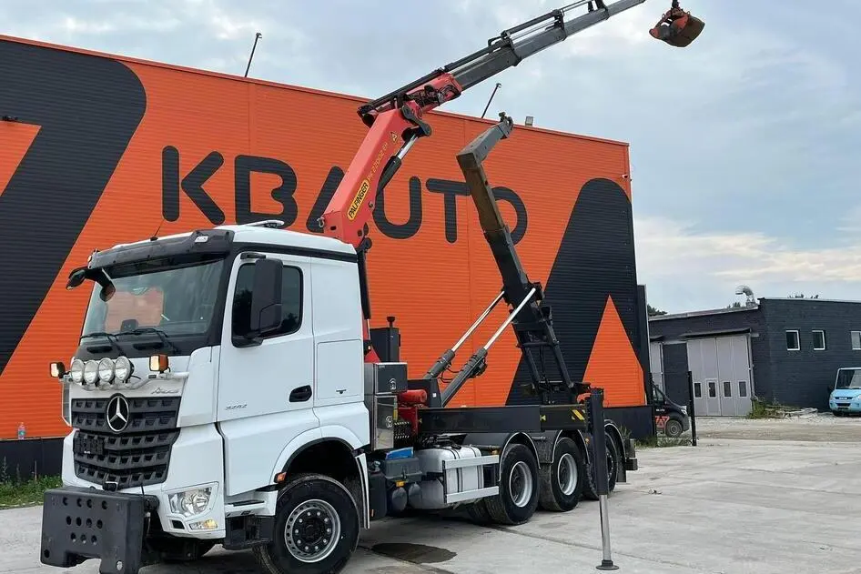 Mercedes-Benz Arocs 3242 8x4, 310 kW, diisel, automaat