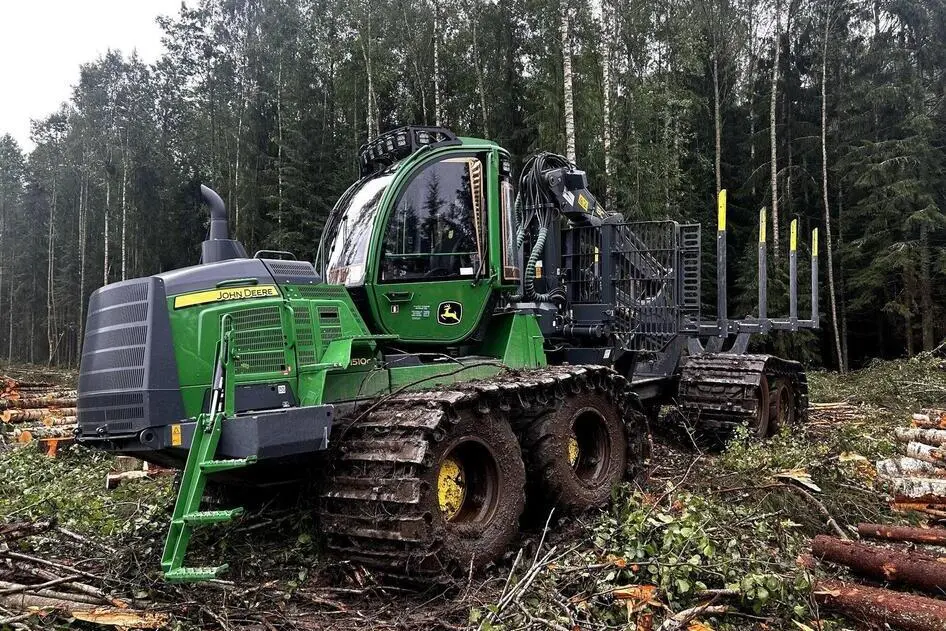 John Deere 1510G