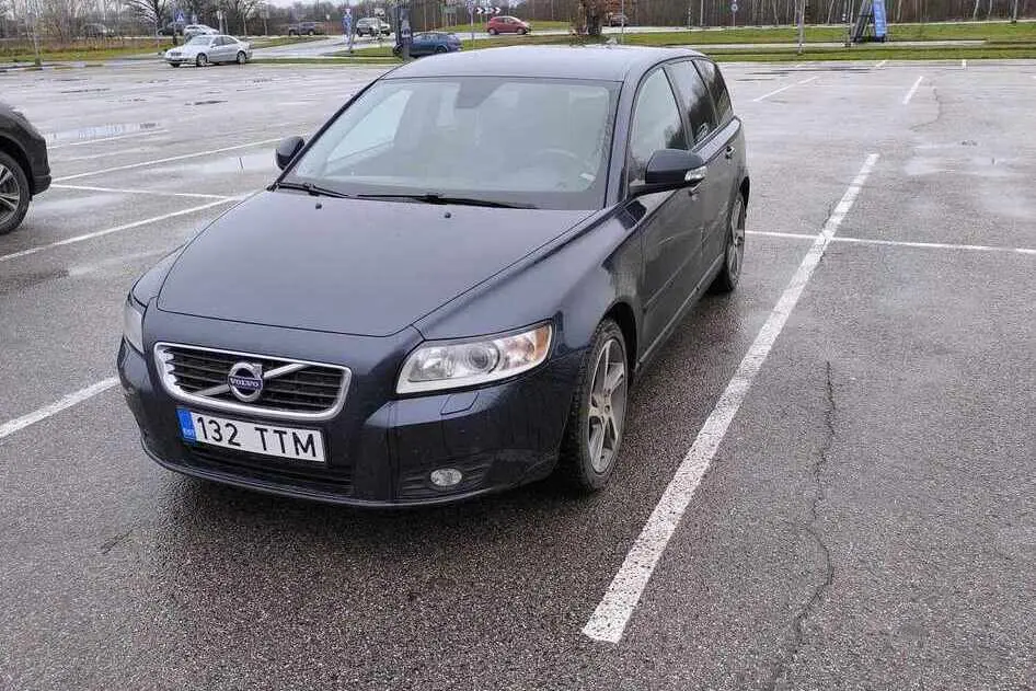 Volvo V50, 84 kW, дизель, механическая, передний привод