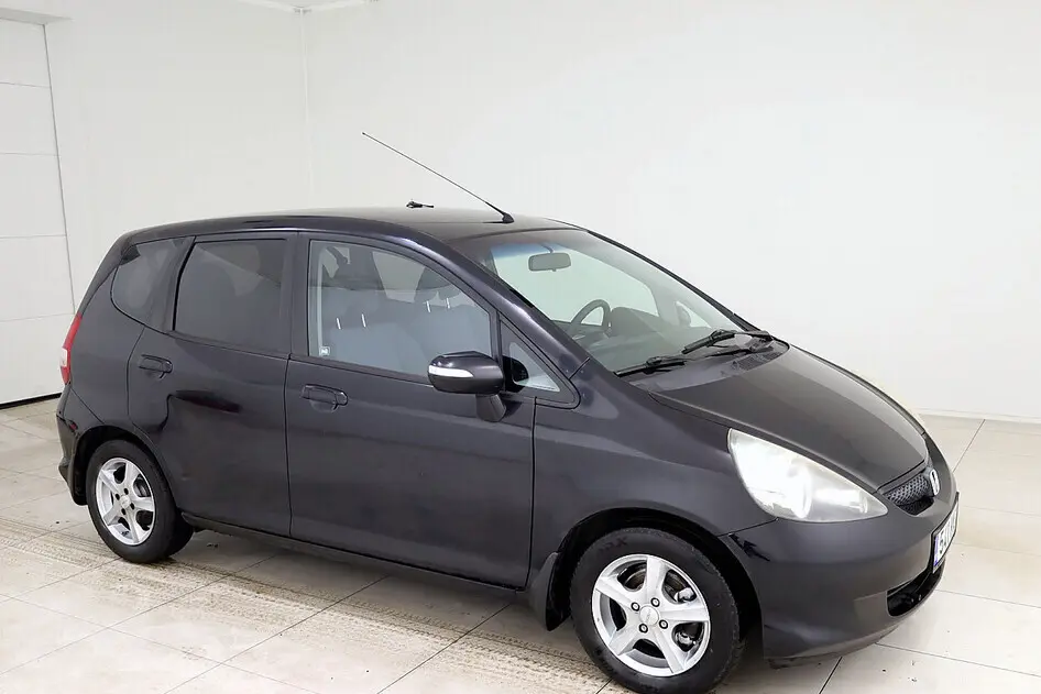 Honda Jazz, 1.3, 61 kW, petrol, manual, front-wheel drive