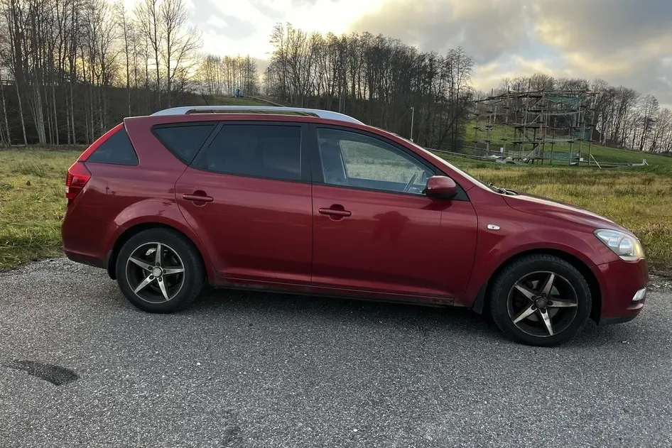 Kia cee'd / Ceed, 1.6, 66 kW, дизель, механическая, передний привод