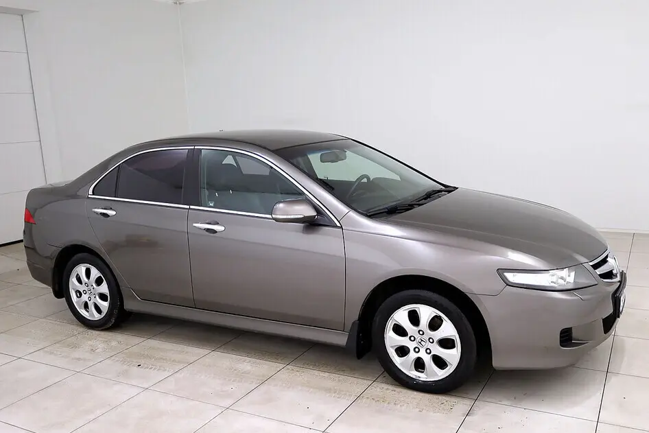 Honda Accord, 2.0, 114 kW, petrol, automatic, front-wheel drive