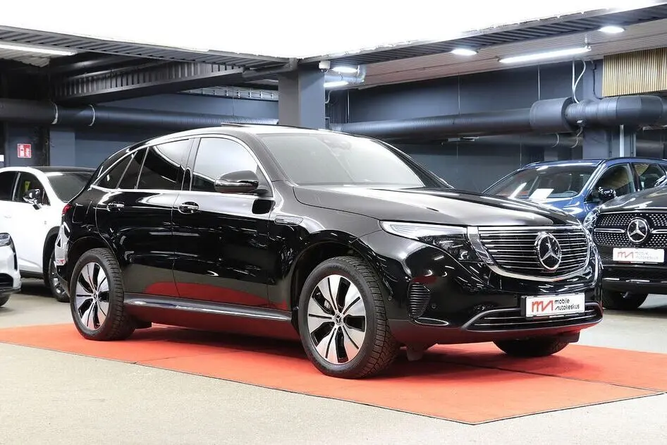 Mercedes-Benz EQC, 145 kW, электричество, полный привод