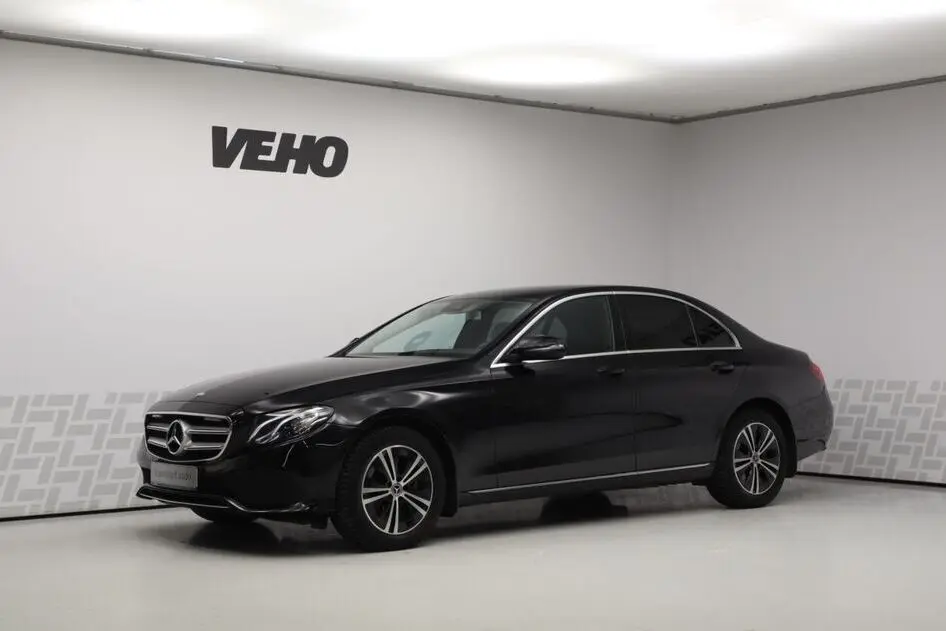 Mercedes-Benz E 220, 2.0, 143 kW, diesel, automatic, four-wheel drive